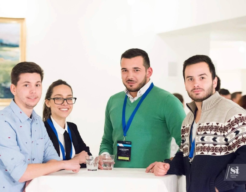 Trei români au lansat Fast Order, aplicația care facilitează comenzile în restaurante