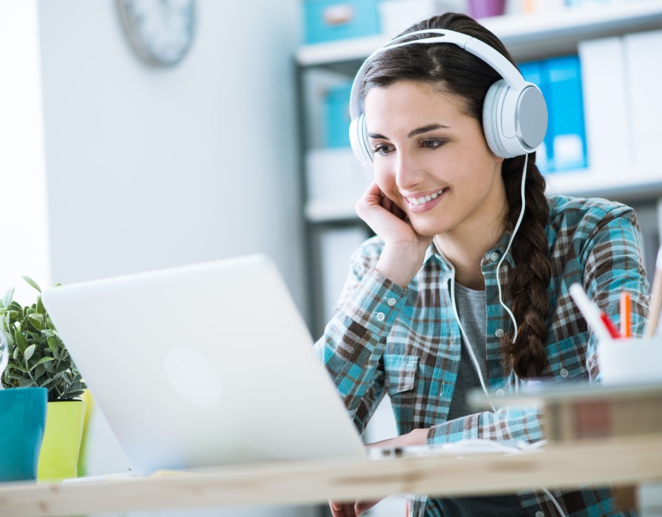 5 abilități pe care le poți învăța din cursuri online