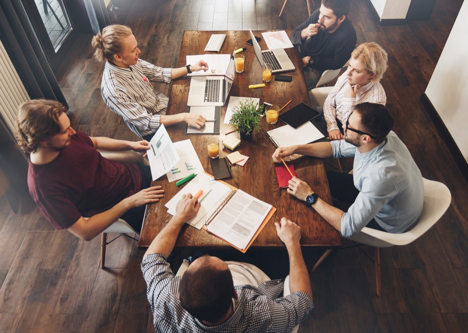 ședințele de la birou