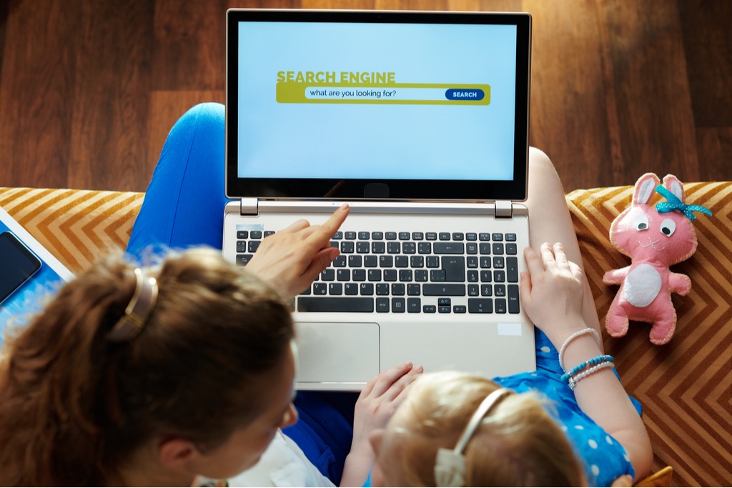 5 Cel mai bun gratuit online Locuri de munca pentru stați la domiciliu Mamele
