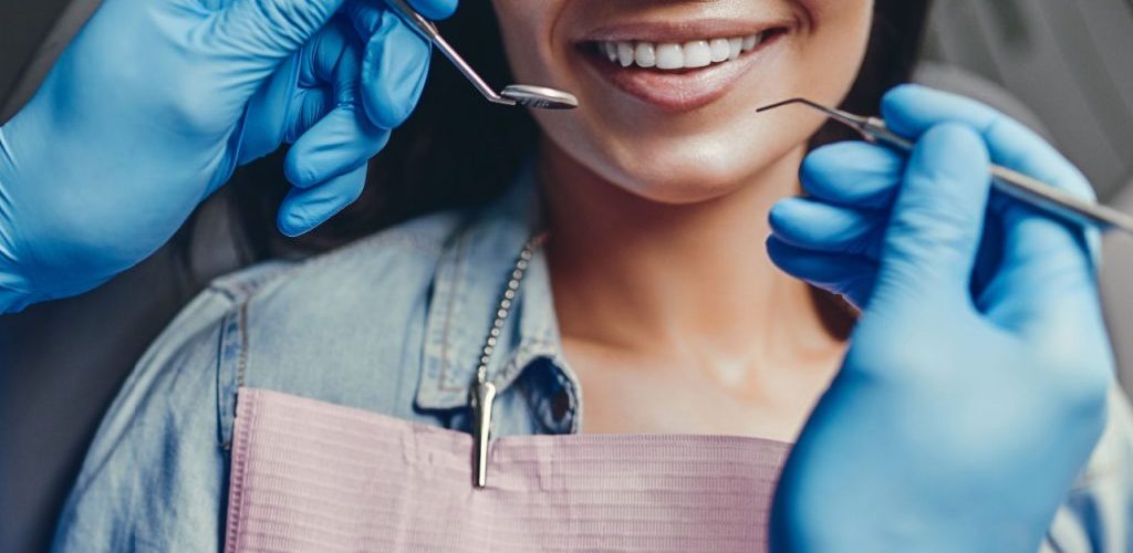 Cum devii dentist și ce să faci la început de carieră