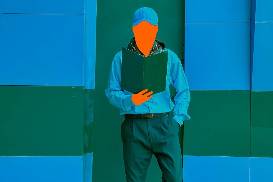 salariu de peste 3.000 euro